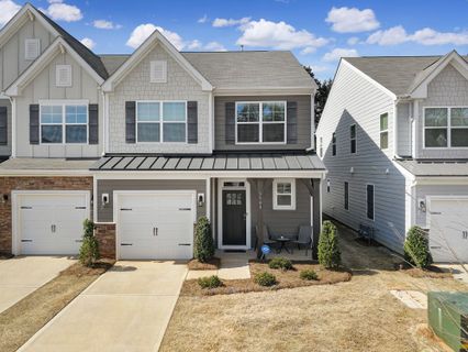 5542 Harris Cove Drive sold home in The Enclave at Davis Lake, Charlotte, NC