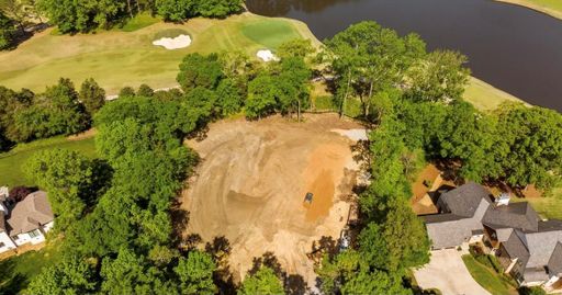 5221 S Parview Drive sold home in Carmel Estates, Charlotte, NC