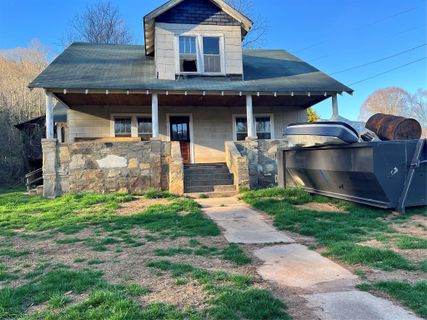 172 Rice Cove Road sold home in Beaverdam, Canton, NC