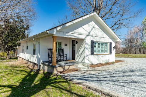 118 Ridgeway Avenue sold home in Sunset Hills, Etowah, NC