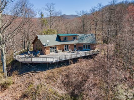 181 Redwood Trail