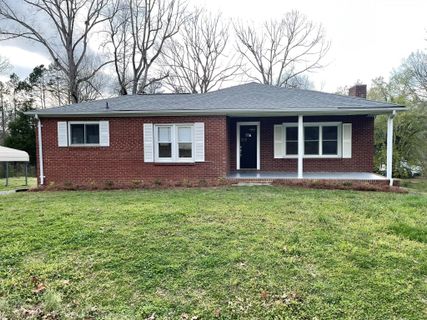504 Forest Avenue