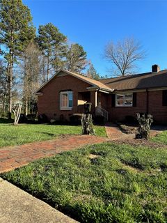 400 Swaim Court sold home in Castlewood, Salisbury, NC
