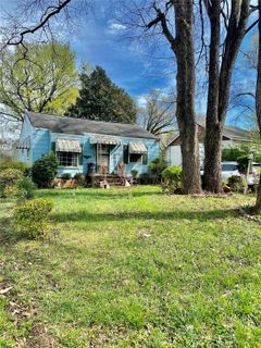 2808 Clemson Avenue