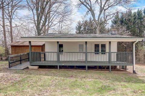 3 Trade Street sold home in Skyland Springs, Arden, NC