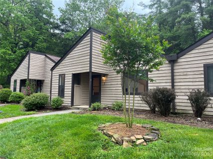 7 Woodlands Drive sold home in Woodlands, Black Mountain, NC