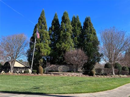 205 Henrys Glen Drive 11