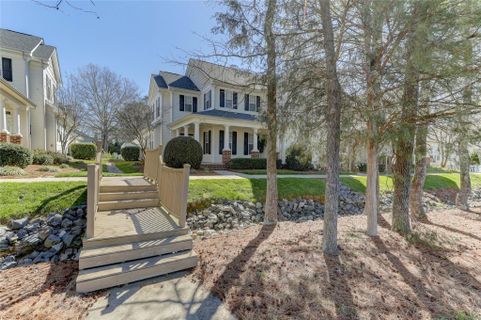2032 Gable Way Lane