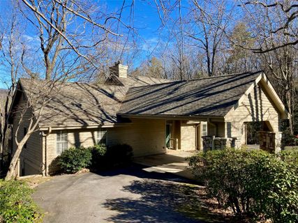 160 Club Colony Lane