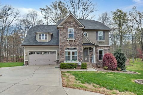 2654 Holly Oak Lane
