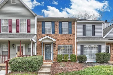 8281 Golf Ridge Drive sold home in Crestview II, Charlotte, NC