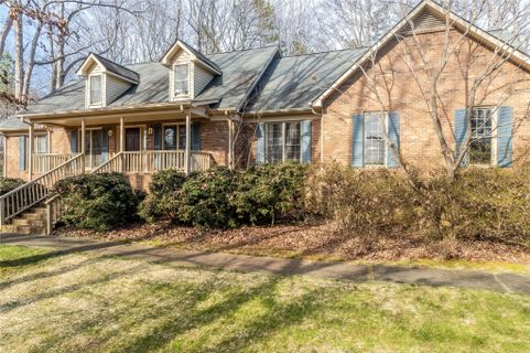 4016 Horseshoe Bend sold home in Providence Woods South, Weddington, NC