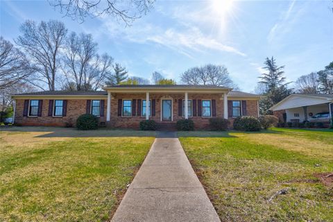1211 Westwood Drive