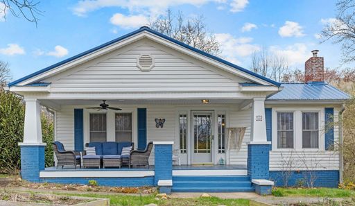 104 Eastwood Avenue