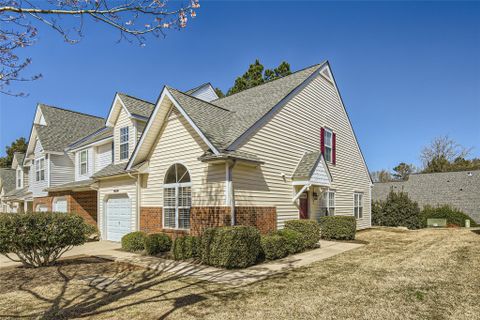 2290 Hanover Court