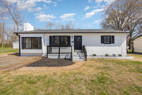 113 Gaddis Drive sold home in lakewood, Mount Holly, NC