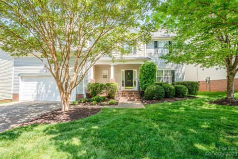 10518 Kilchurn Court sold home in Carlyle, Charlotte, NC