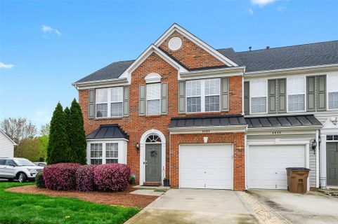 4090 Holly Villa Circle