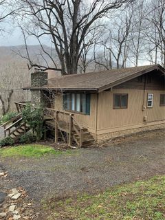 19 Sassafras Lane sold home in Timberline Cabins, Maggie Valley, NC