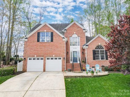 15301 Marshfield Court