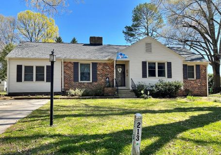 213 Rutledge Avenue sold home in Sedgefield, Concord, NC