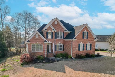 2642 Firethorn Court