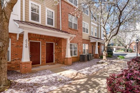 630 Raya Court sold home in Elizabeth Court, Charlotte, NC