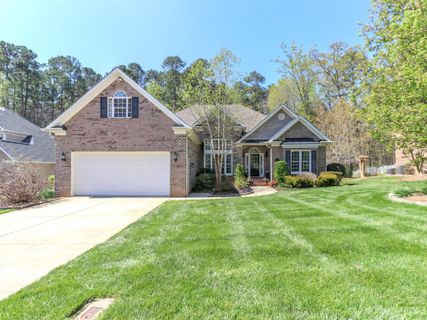 106 Dunraven Court