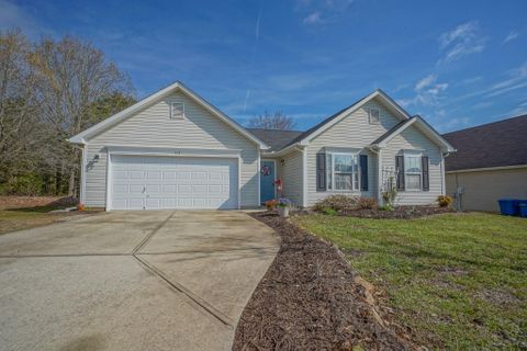715 Carly Court