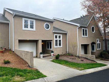 9242 Ravenwing Drive sold home in Audubon Parc, Charlotte, NC