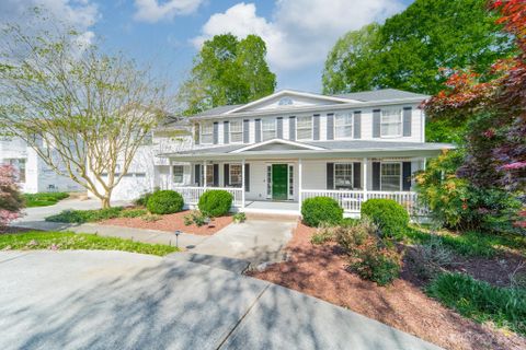 5616 Merrymount Drive sold home in Carmel Country Club, Charlotte, NC