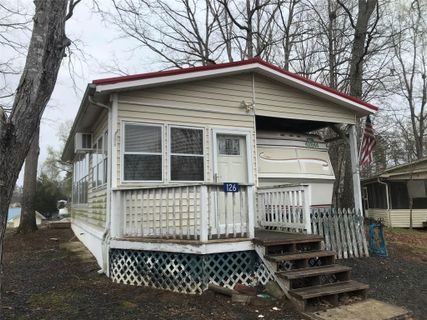 126 Twin Bluff Trail