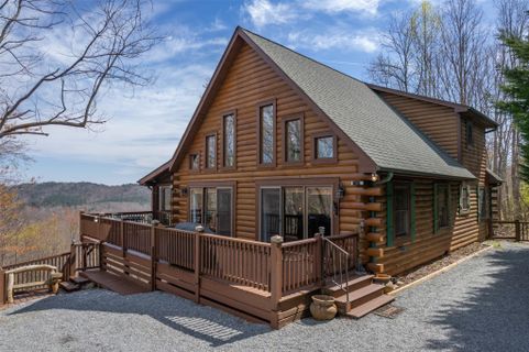 376 Tahawus Drive