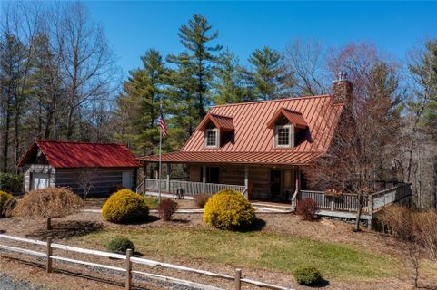 79 Pack Drive sold home in Wolf Ridge Estates, Spruce Pine, NC