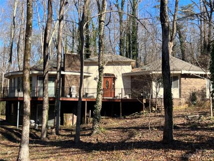 153 Heritage Place