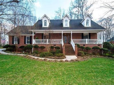 468 Riding Trail Road sold home in Pebble Creek, York, SC