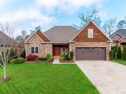 1482 Kensington Park Court sold home in Abernethy Park, Hickory, NC