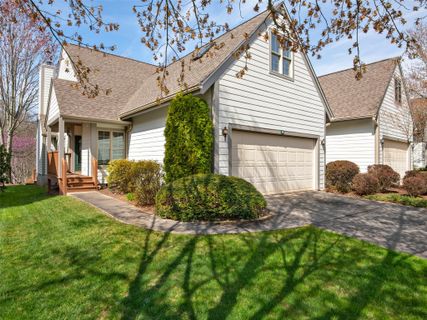 36 Pinnacle Point sold home in Viewpointe, Asheville, NC