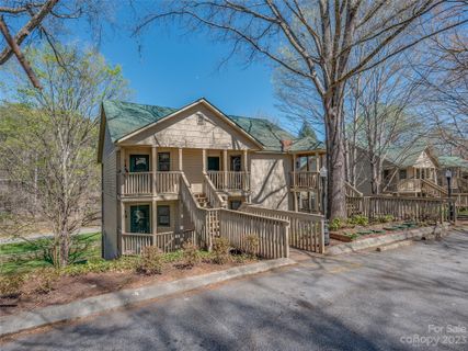 160 Whitney Boulevard 15