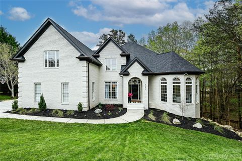 3002 Sessile Oak Lane