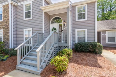 1882 Fairlawn Court