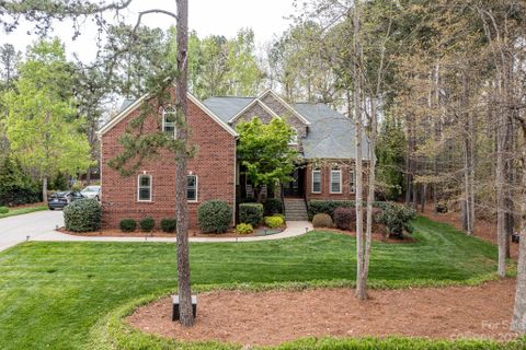 148 Barber Loop