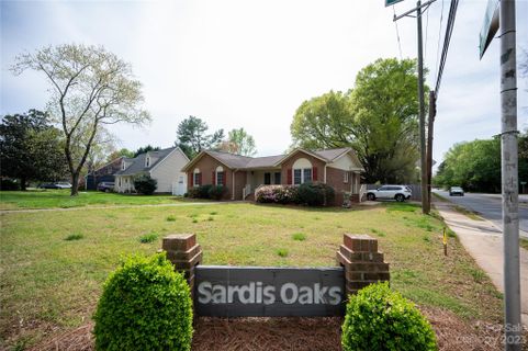 9800 Sardis Oaks Road 1