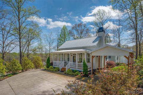 311 Forest Avenue sold home in Park Hills, Landrum, SC