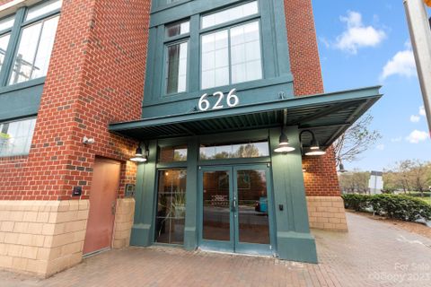 626 Graham Street 303 sold home in 626 North Graham, Charlotte, NC