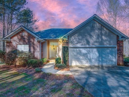 3601 Lake Bluff Drive 10 sold home in The Retreat, Sherrills Ford, NC