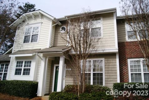 8211 Chaceview Court