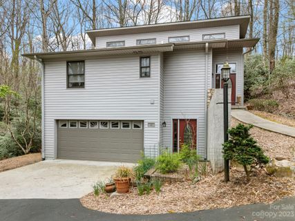 6 Duya Court