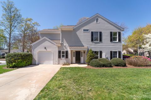 8604 Fox Chase Lane sold home in Woodcroft, Charlotte, NC