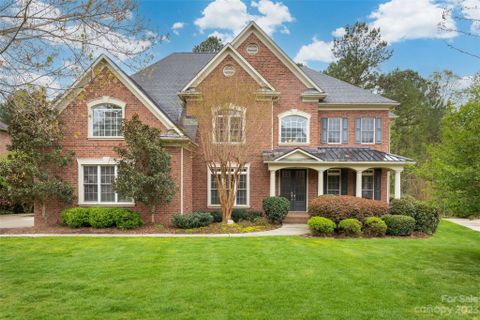 2208 Highland Forest Drive